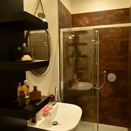 Panzió Bilocale Tranquillo E Funzionale, Ideale Per Soggiorni Di Lavoro 3*