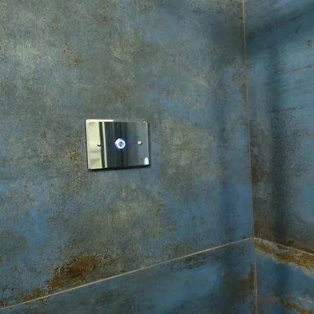 Bilocale Tranquillo E Funzionale, Ideale Per Soggiorni Di Lavoro Panzió