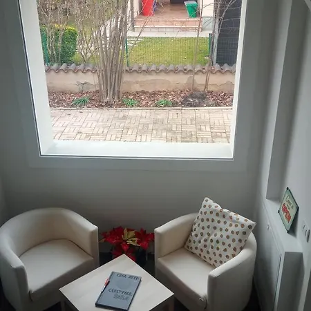 Bilocale Tranquillo E Funzionale, Ideale Per Soggiorni Di Lavoro